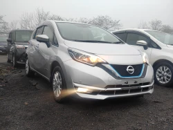 Nissan Note E-Power Hybrid 0