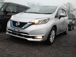 Nissan Note E-Power Hybrid 1